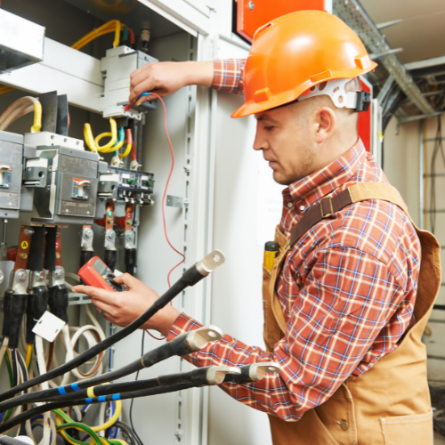 How To Find and Hire An Electrician In Edmonton